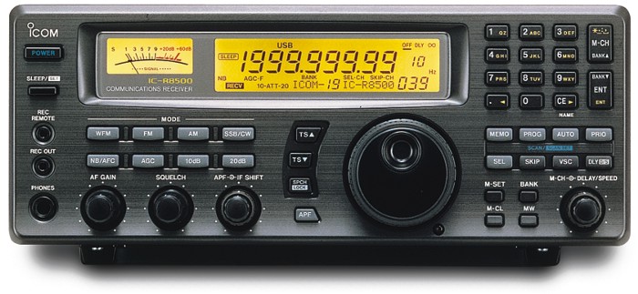 Icom R8500 Radio